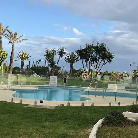 Villacana,malaga. Villa *